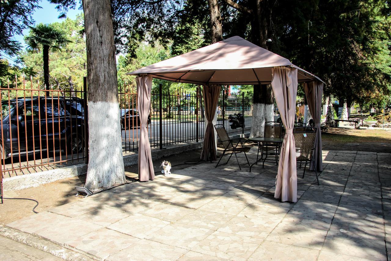 Pitsunda Hotel 외부 사진