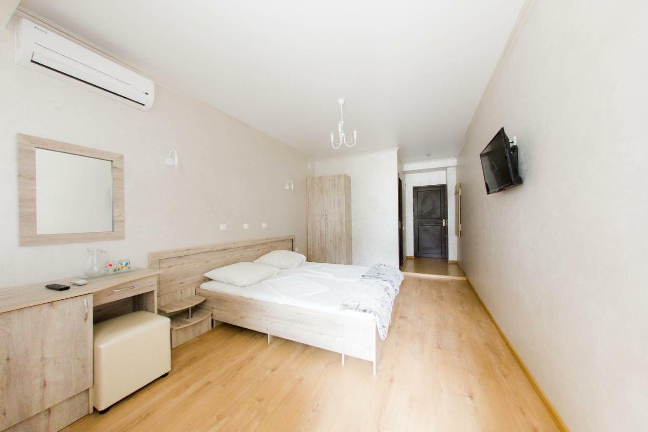 Pitsunda Hotel 외부 사진