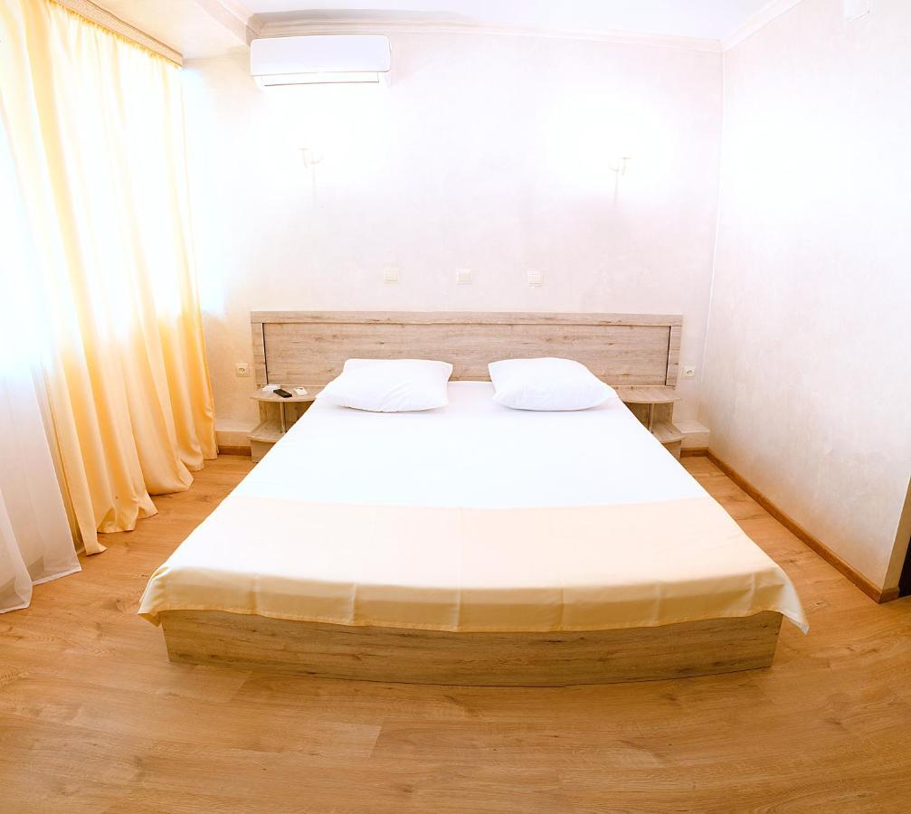 Pitsunda Hotel 외부 사진